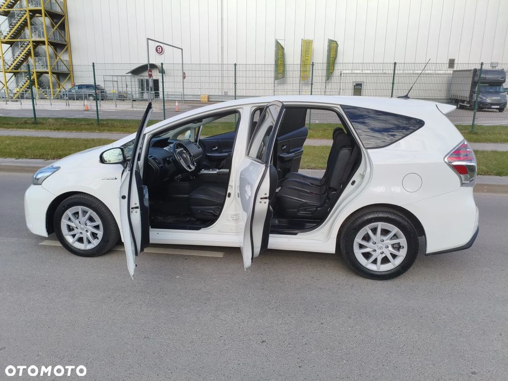 Toyota Prius+ 1.8 HSD Premium - 18