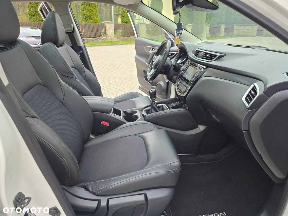 Nissan Qashqai 1.6 DIG-T Tekna - 20