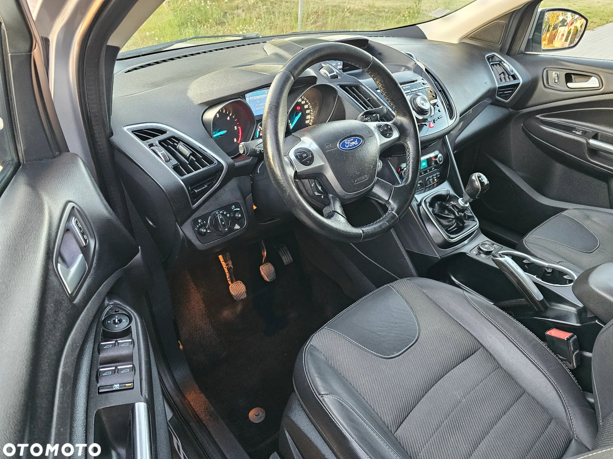 Ford Kuga 2.0 TDCi 4WD Titanium - 5