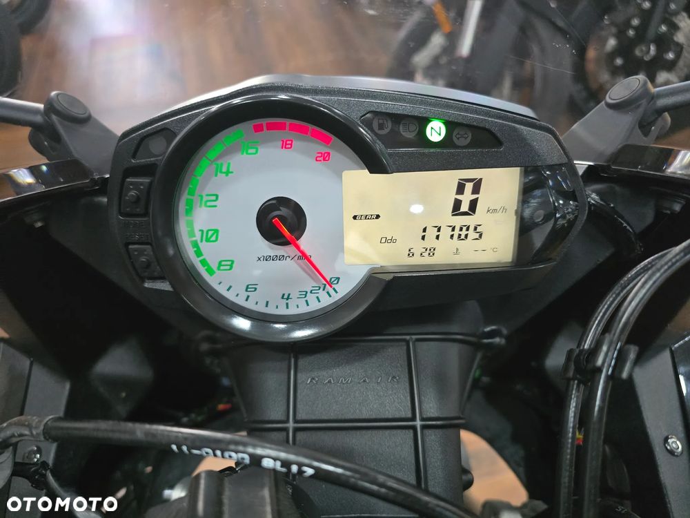 Kawasaki Ninja - 5