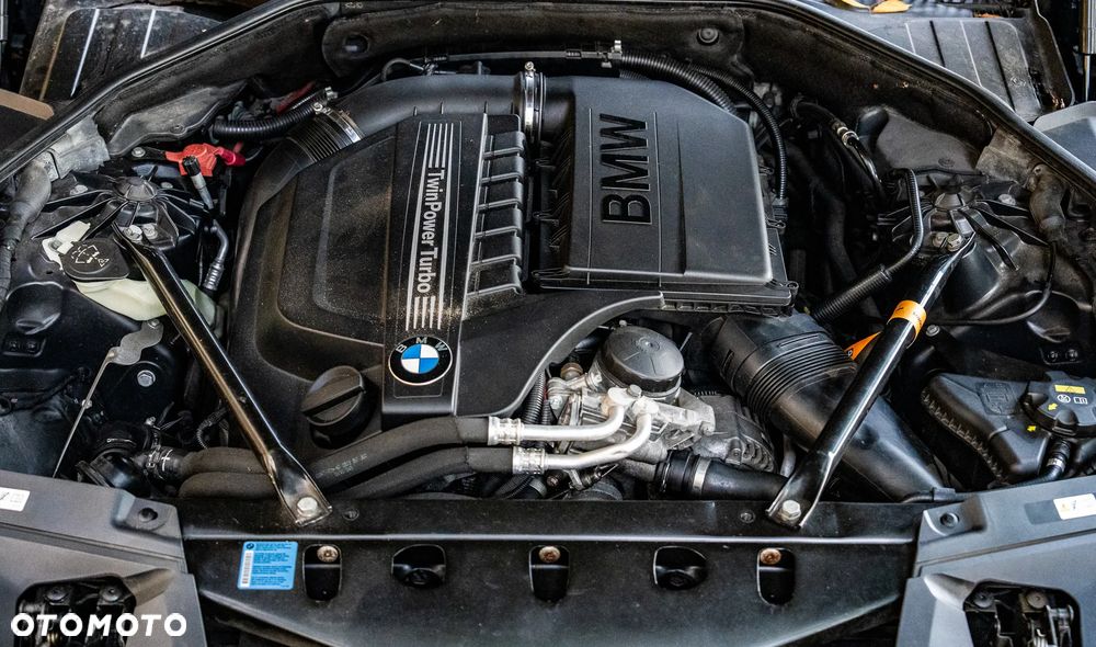 BMW Seria 7 740Li Edition Exclusive - 21
