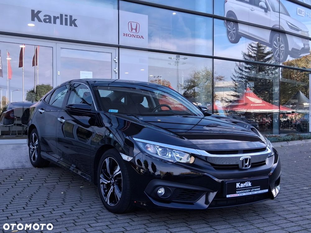 Honda Civic 1.5 T Elegance CVT - 2