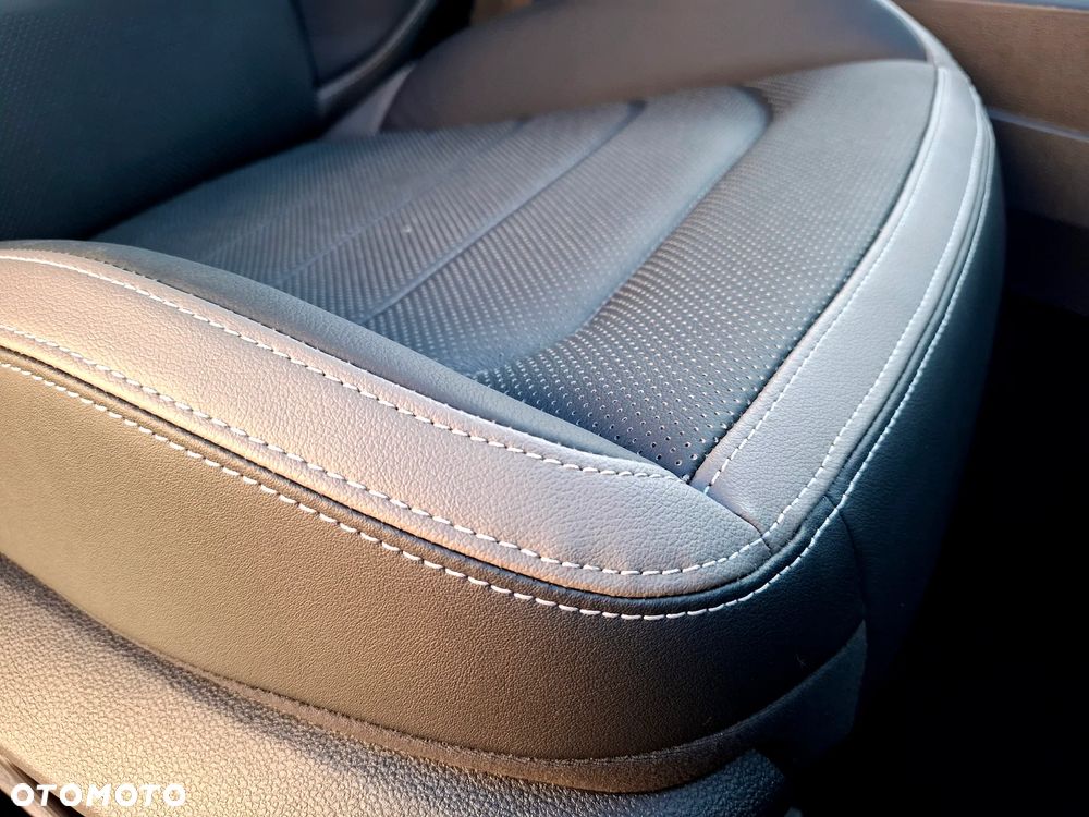 Volkswagen Amarok - 9