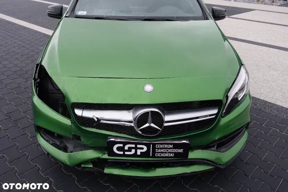 Mercedes-Benz Klasa A AMG 45 4Matic AMG Speedshift 7G-DCT PETRONAS 2015 World Champion Edition - 37