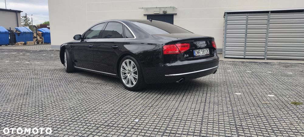 Audi A8 4.2 FSI Quattro - 2
