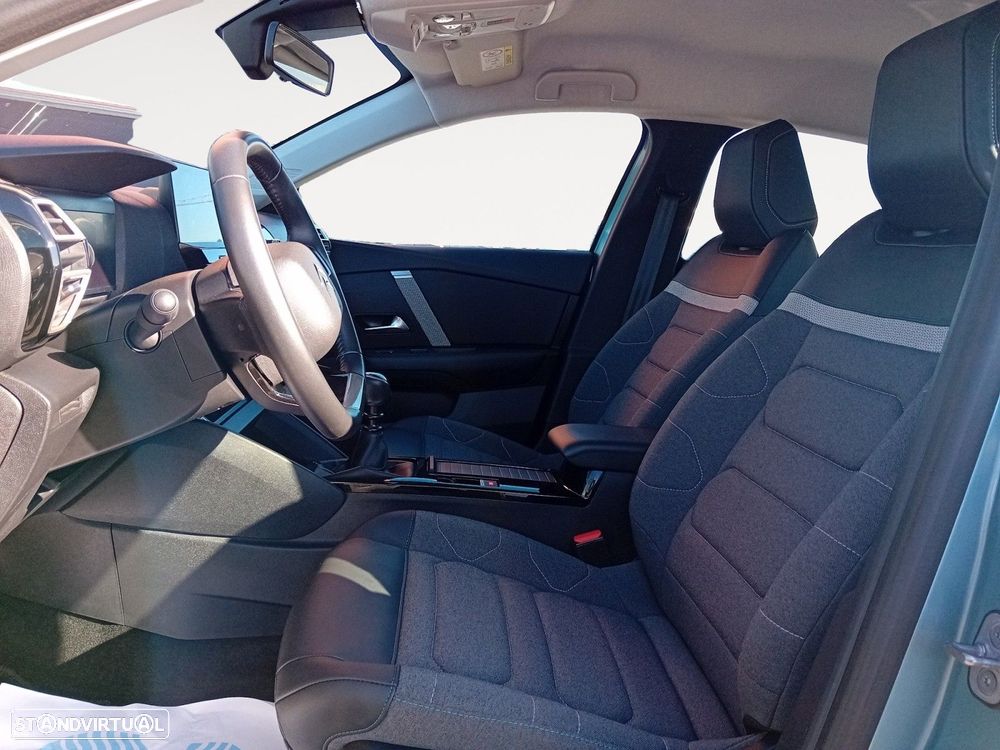 Citroën C4 1.2 PureTech Plus - 9