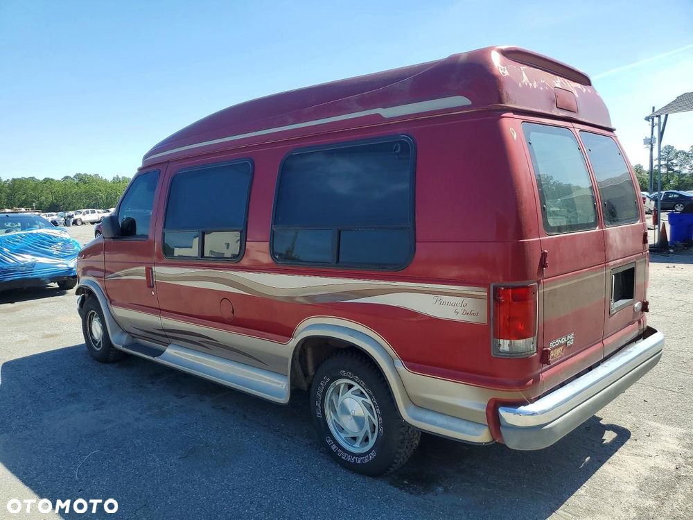 Ford Econoline - 4