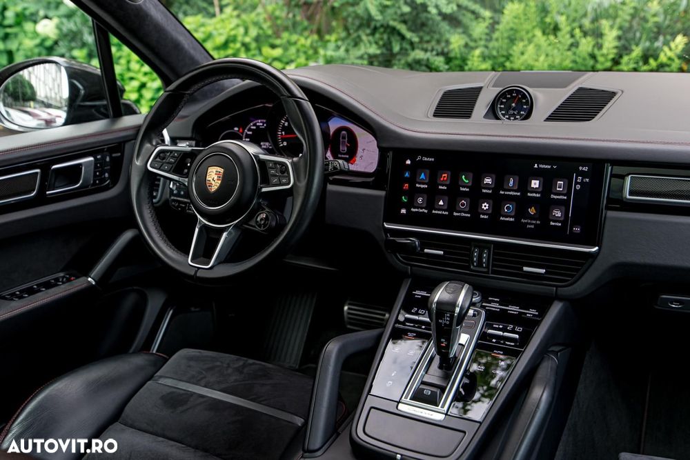 Porsche Cayenne - 11
