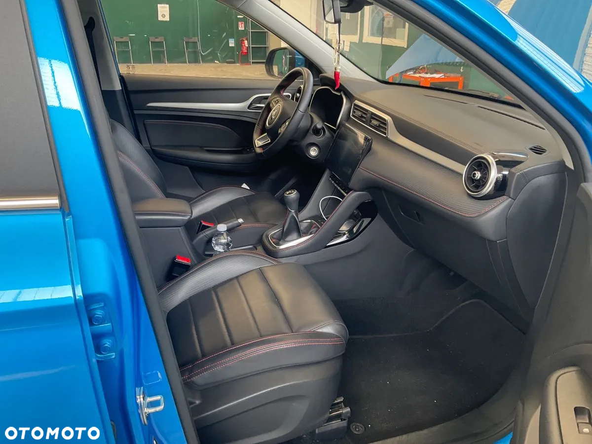MG ZS ICE 1.5 VTI-tech Luxury - 12