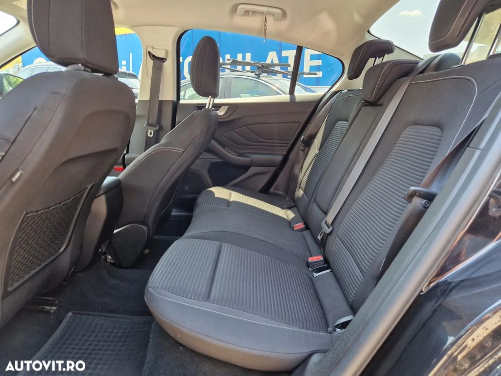 Ford Focus 1.0 EcoBoost Titanium Business - 22