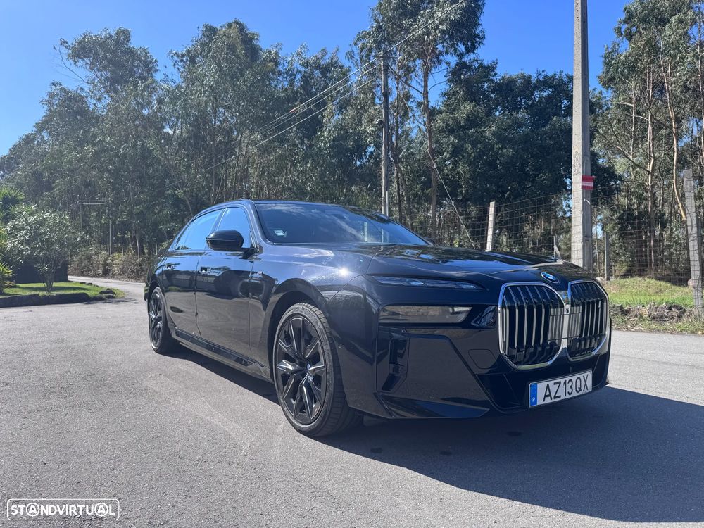 BMW i7 xDrive60 Pack Desportivo M Pro - 7