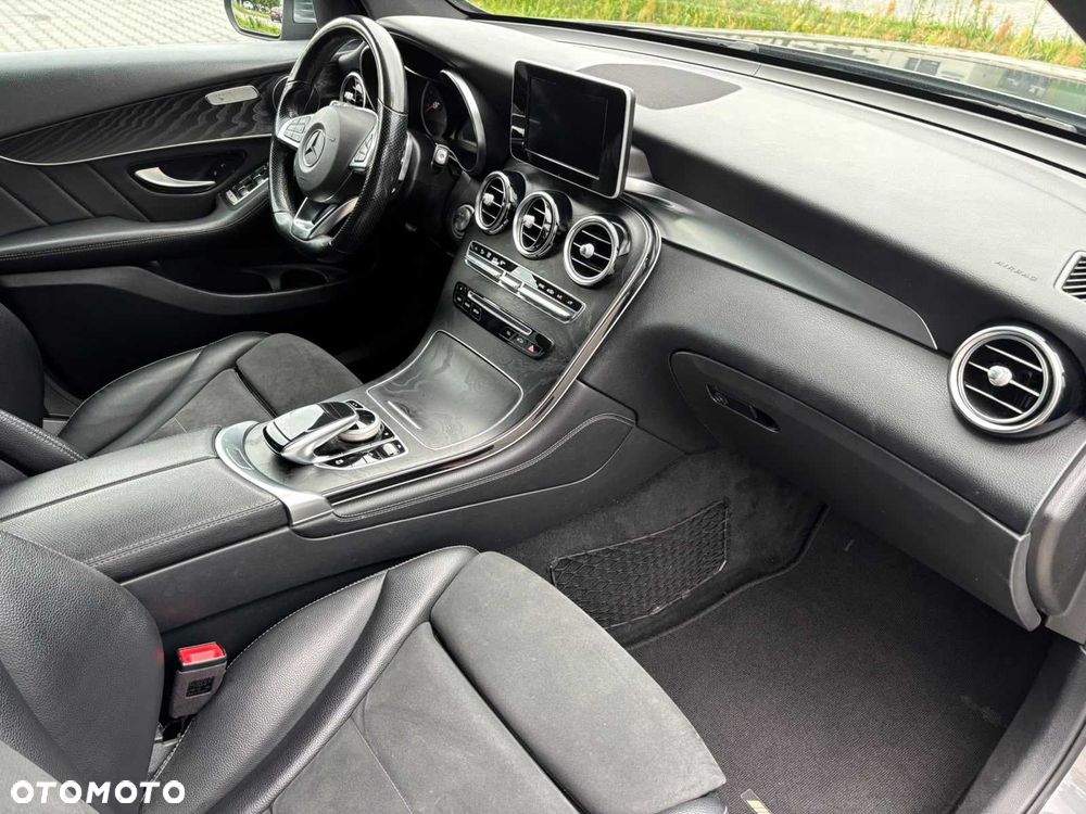 Mercedes-Benz GLC - 3