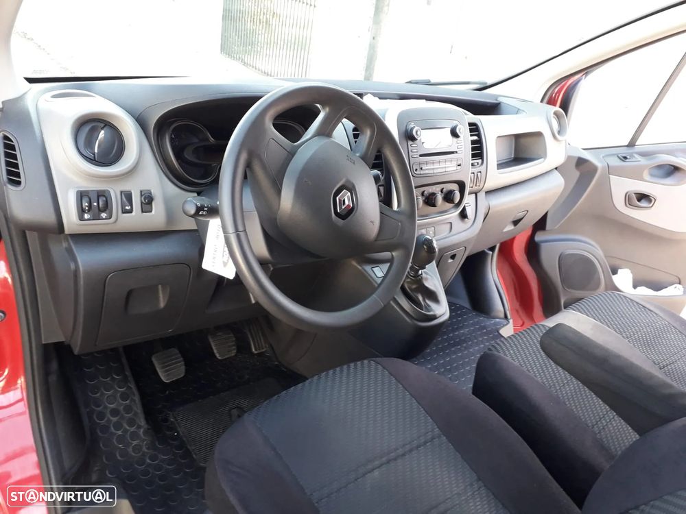 Renault Trafic III Combi - 5