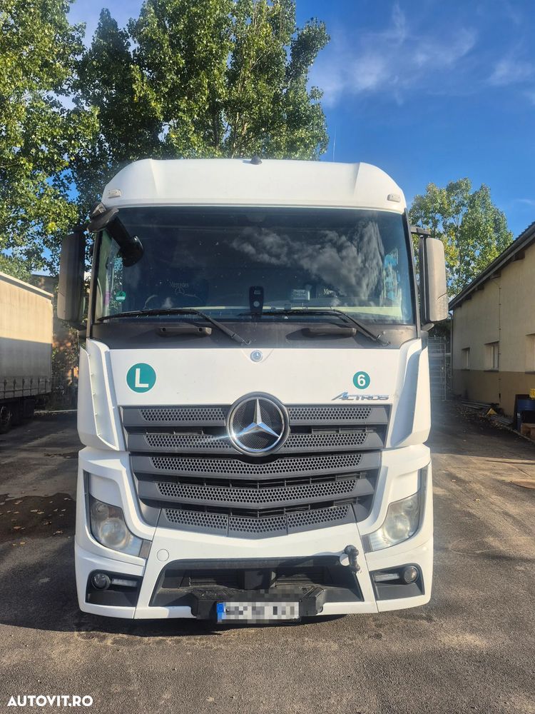 Mercedes-Benz Actros - 1