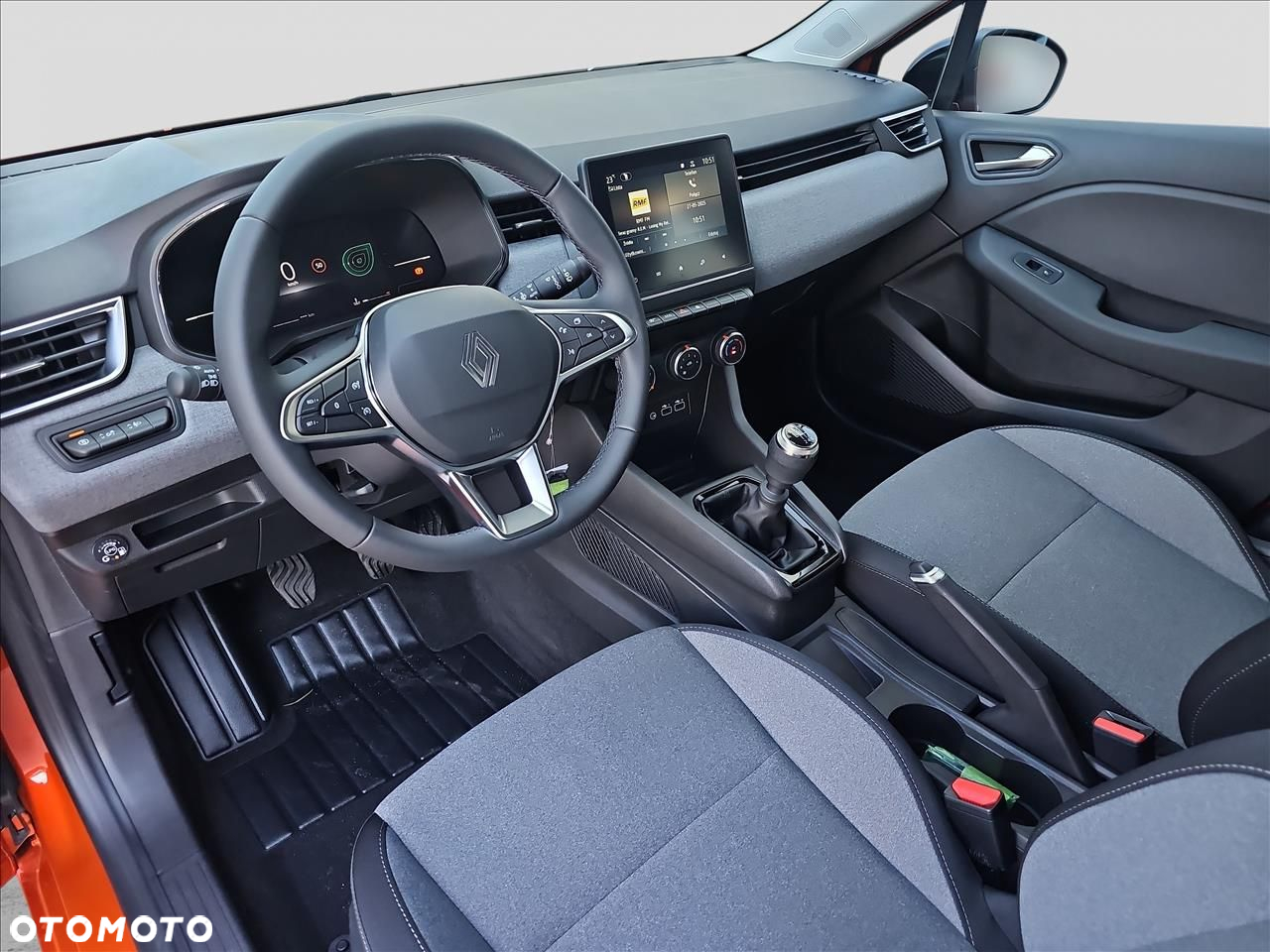 Renault Clio 1.0 TCe Evolution - 11