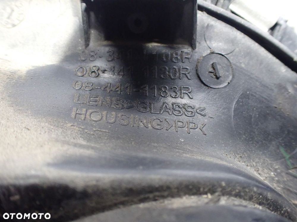 LAMPA PRAWA PRZEDNIA VOLKSWAGEN GOLF IV - 5