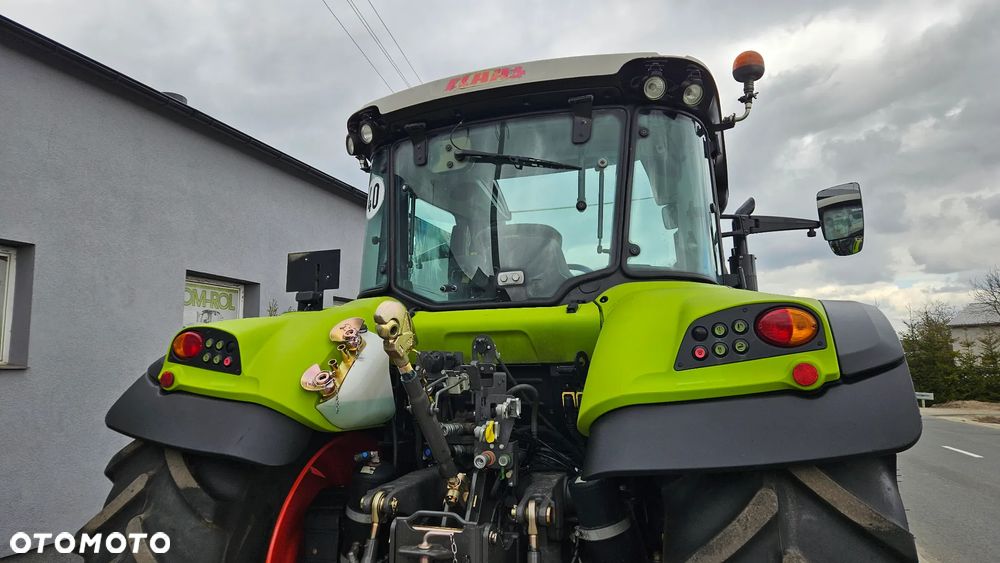 Claas Arion 440 - 12