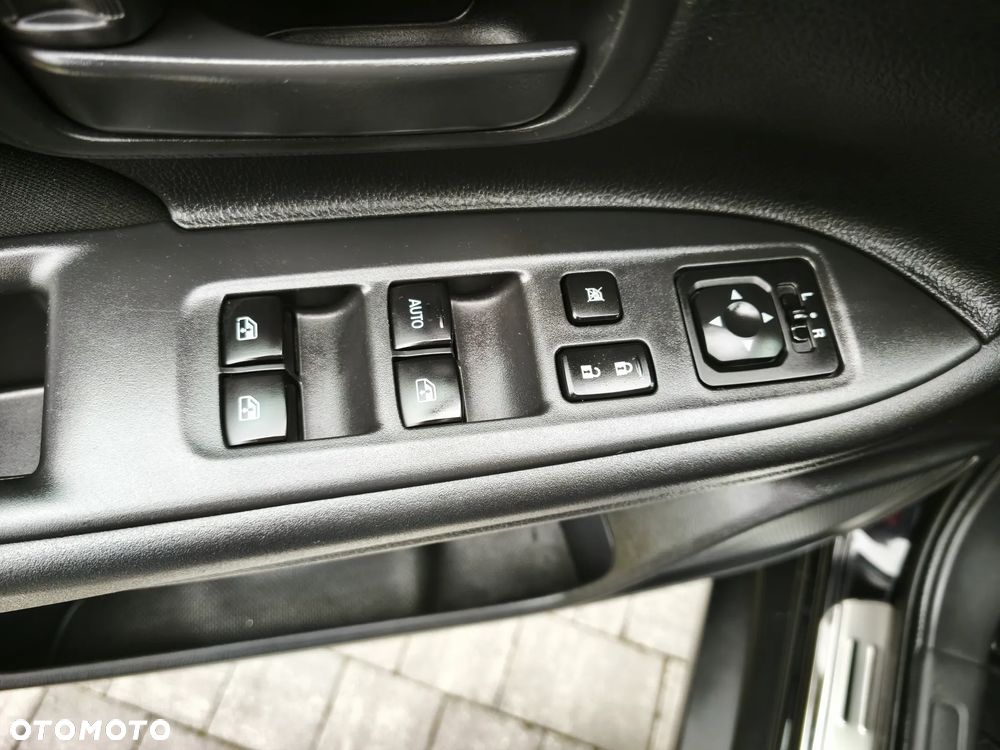 Mitsubishi Outlander 2.0 2WD Plus - 21