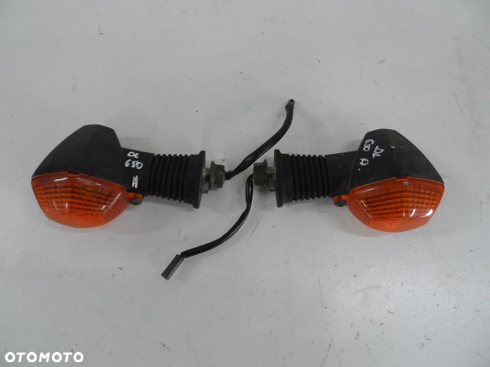 SUZUKI DL 650 kierunkowskazy tył P,L - 2