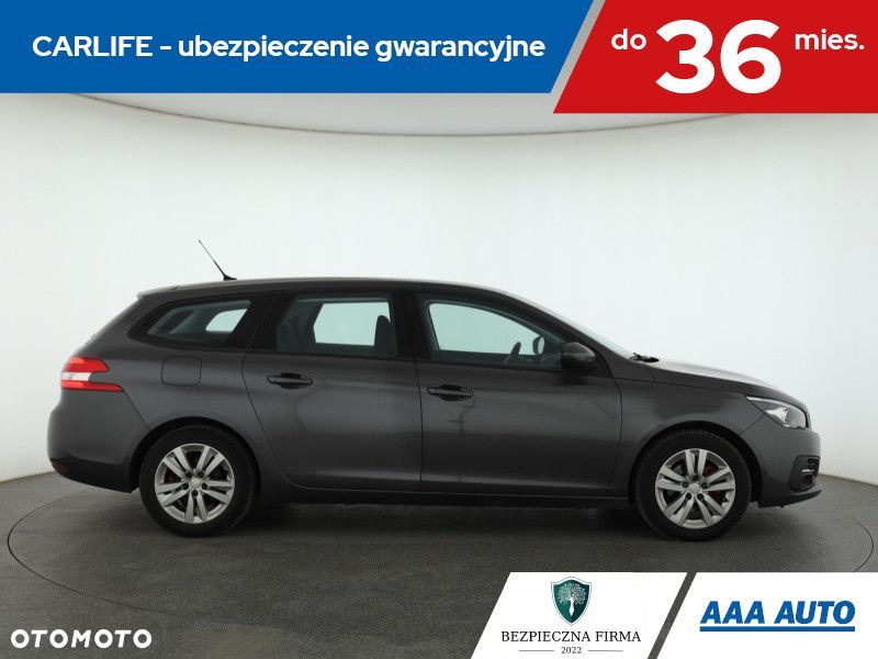 Peugeot 308 - 8