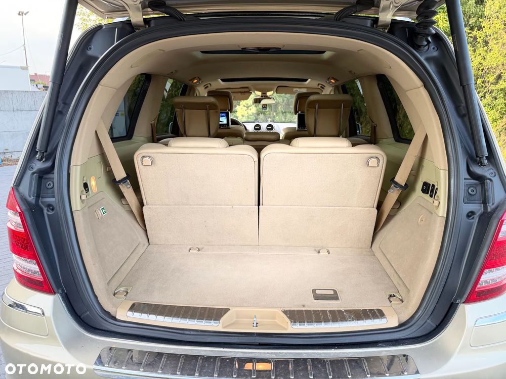 Mercedes-Benz GL 450 4Matic 7G-TRONIC - 22