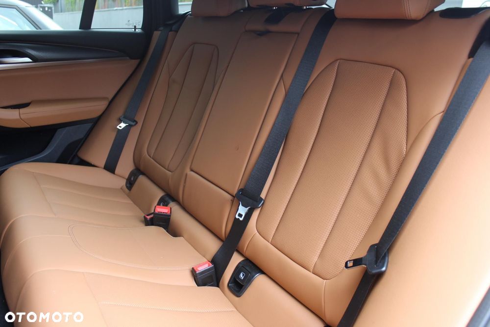 BMW X4 - 9