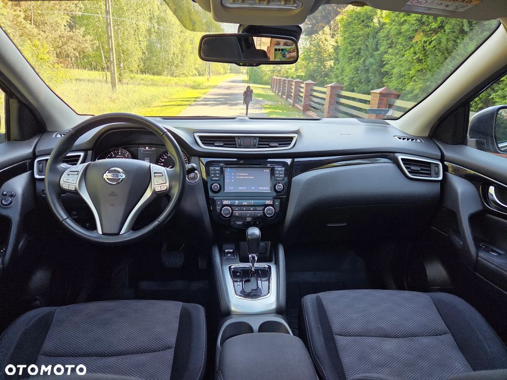 Nissan Qashqai 1.2 DIG-T Tekna Xtronic - 23