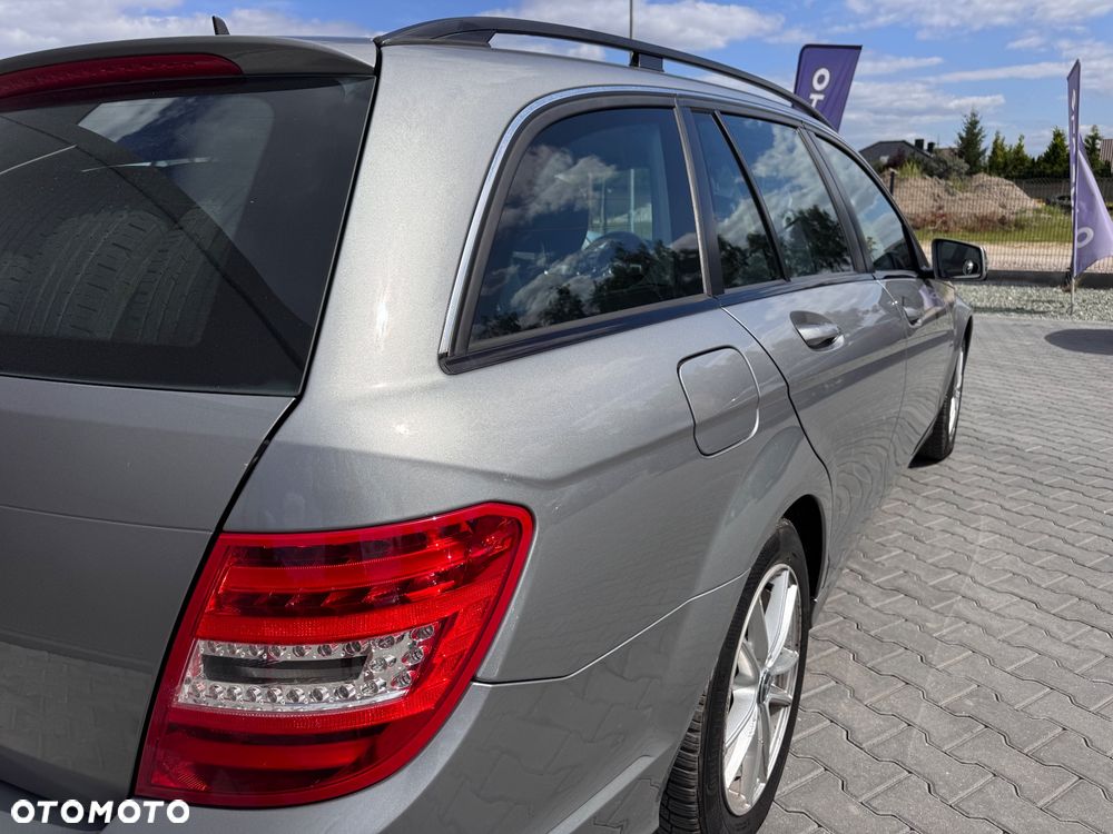 Mercedes-Benz Klasa C 220 CDI DPF Elegance - 10
