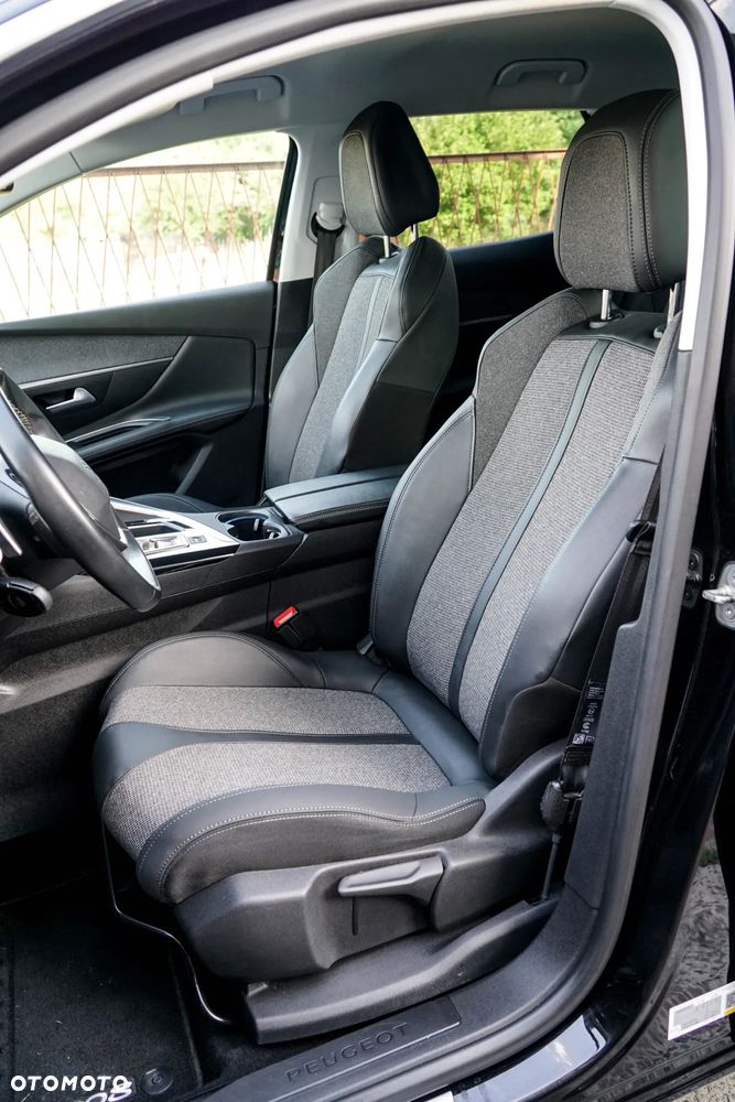Peugeot 3008 BlueHDi 130 Stop & Start EAT8 Allure - 29