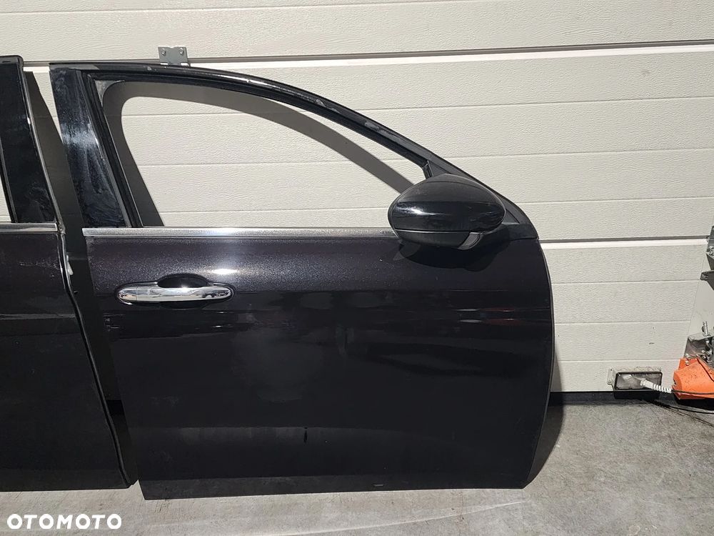 Fiat Tipo drzwi prawe przód / tył VR 718/A - 2