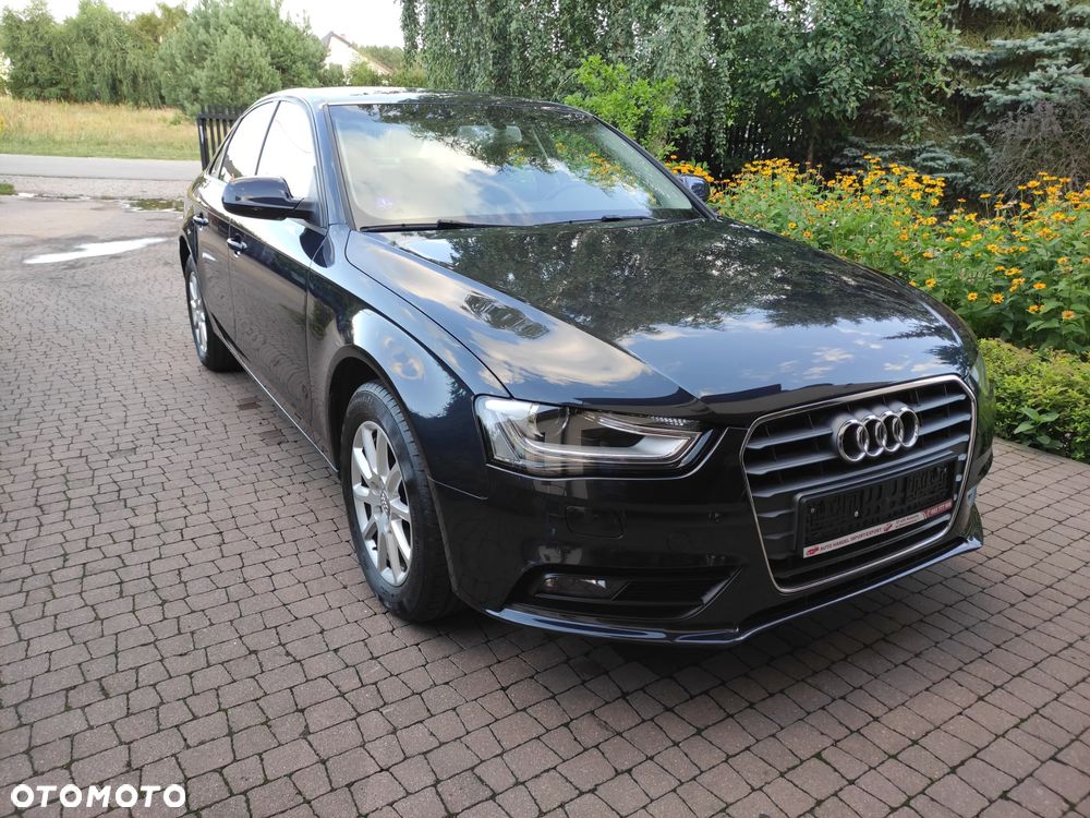 Audi A4 Limousine 2.0 TFSI Limited Edition - 1