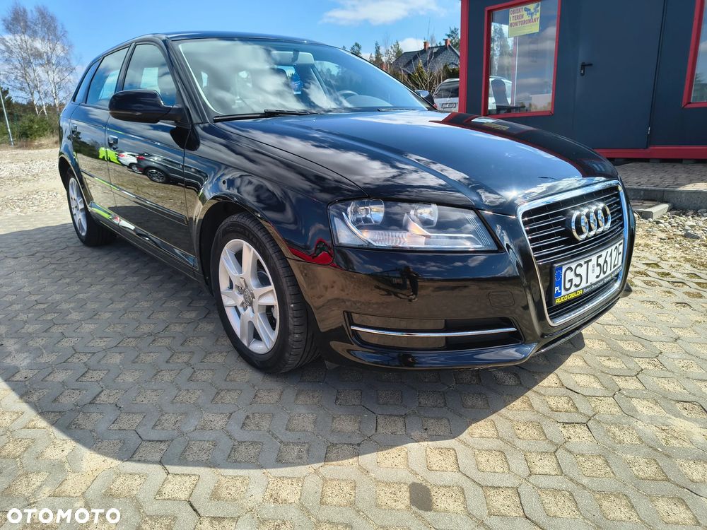 Audi A3 Sportback 1.6 TDI DPF Ambiente - 1