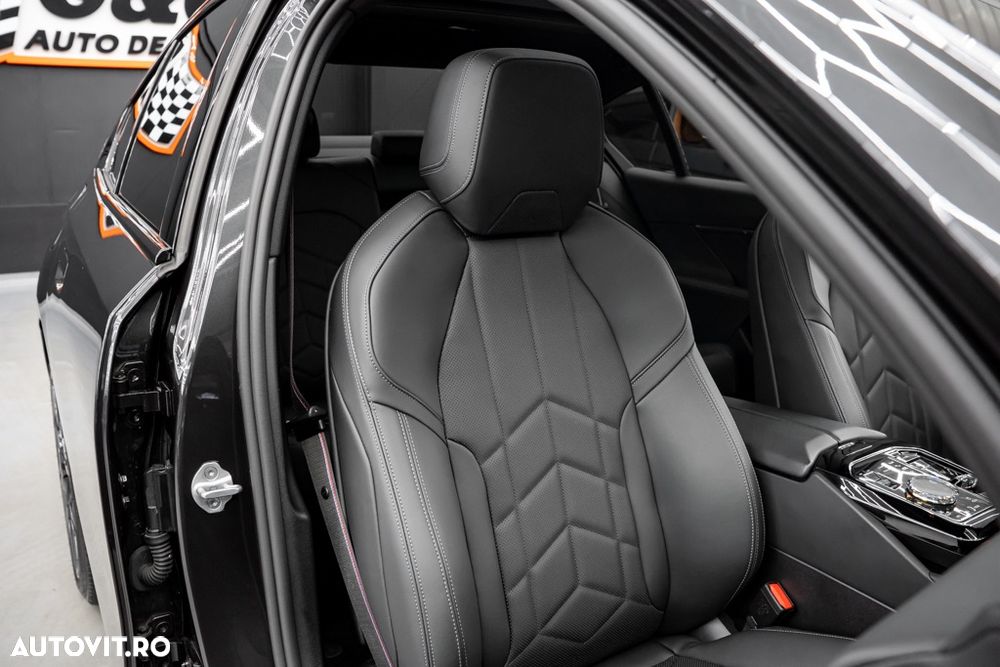 BMW Seria 5 550e xDrive Aut. - 13