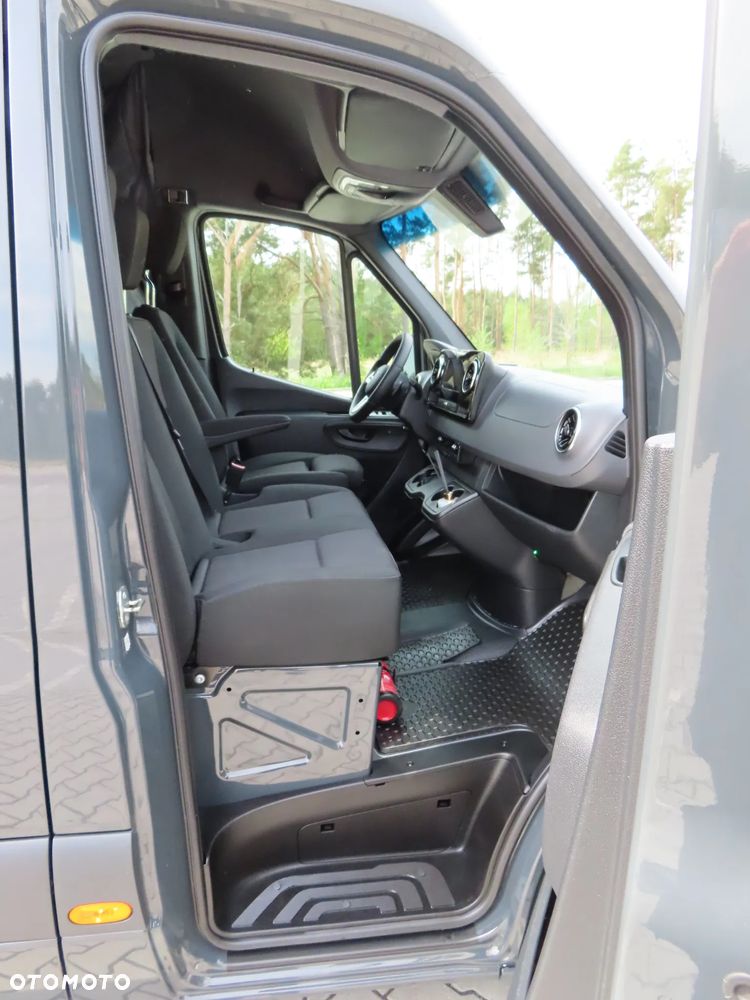 Mercedes-Benz Sprinter 319 CDI 190 KM 9G-Tronic Automat Model 907 Furgon Blaszak Ekstra Długi LONG MAXI + 4800 mm Rozstaw Osi 4325 mm Ładowność 981 Kg GWARANCJA FABRYCZNA Kabina Sypialniana + WEBASTO FULL Opcja Wyposażenia OKAZJA DOSTĘPNY I GOTOWY - 21
