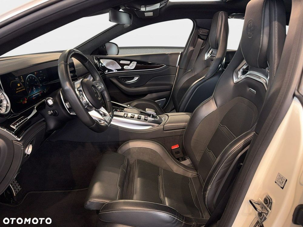 Mercedes-Benz AMG GT - 13