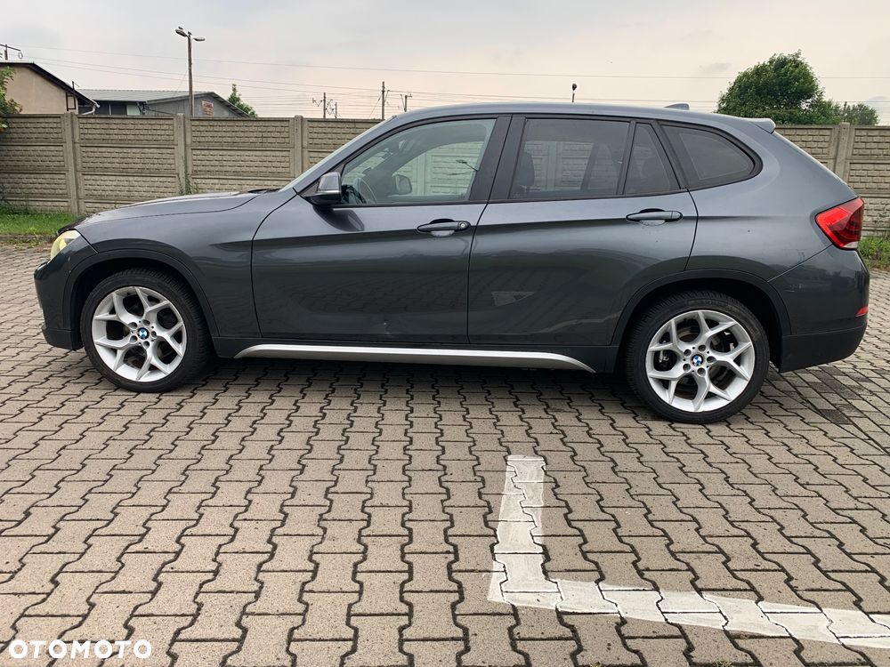 BMW X1 xDrive20d Sport Line - 11