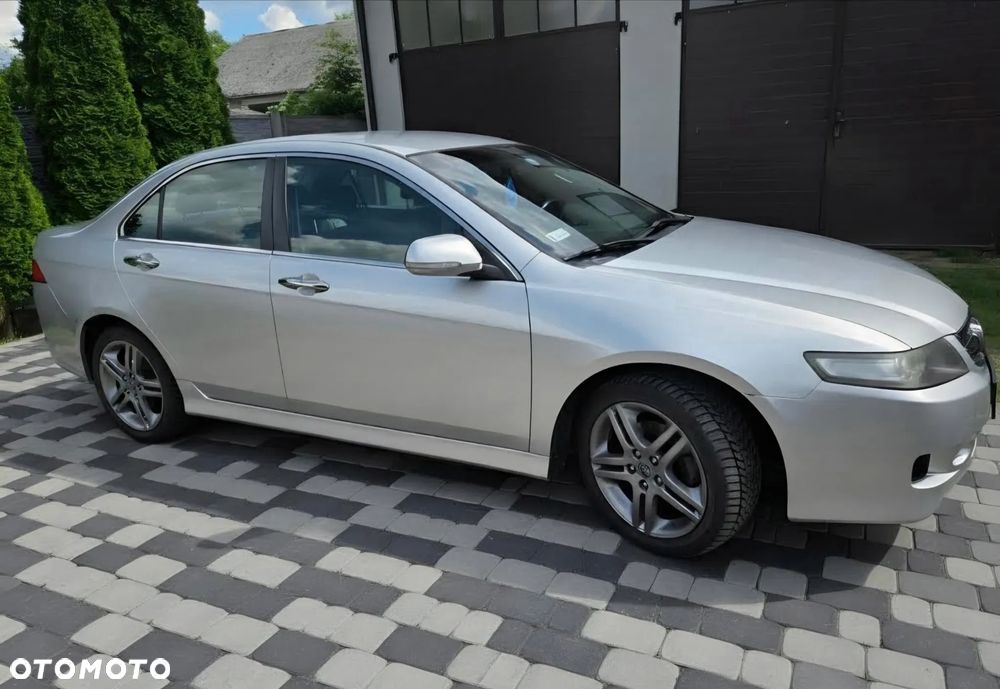 Honda Accord 2.0 i Comfort - 1
