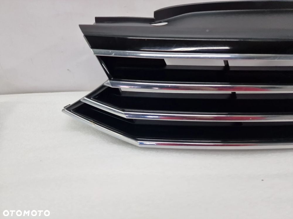 VW PASSAT B8 3G0 15-  ATRAPA / GRILL PRZEDNI PRZÓD NA WĄSKĄ GÓRNĄ LISTWĘ / CHROM , NR 3G0853651 / 3G0853651A / 3G0853653 , NR AUKCJI GL263 - 5