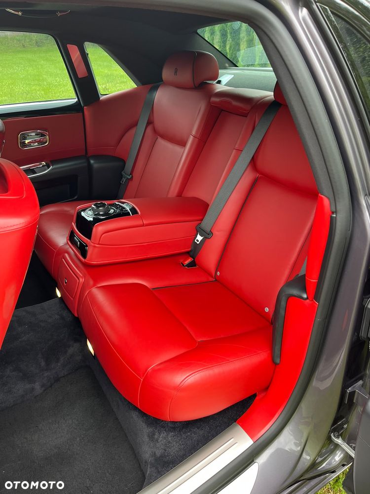 Rolls-Royce Ghost Standard - 6