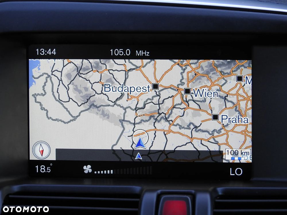 Volvo XC 60 D4 Drive-E R-Design Momentum - 27