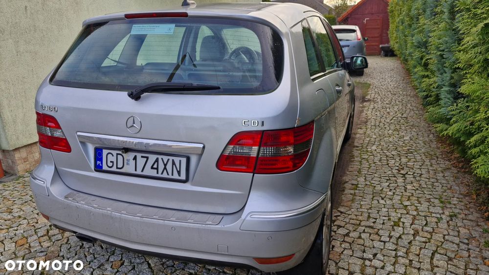 Mercedes-Benz Klasa B 180 CDI DPF Autotronic Special Edition - 19