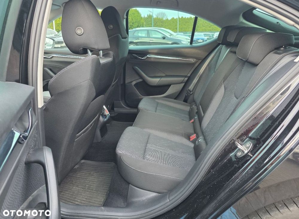 Skoda Octavia 1.5 TSI e-TEC DSG Style - 13