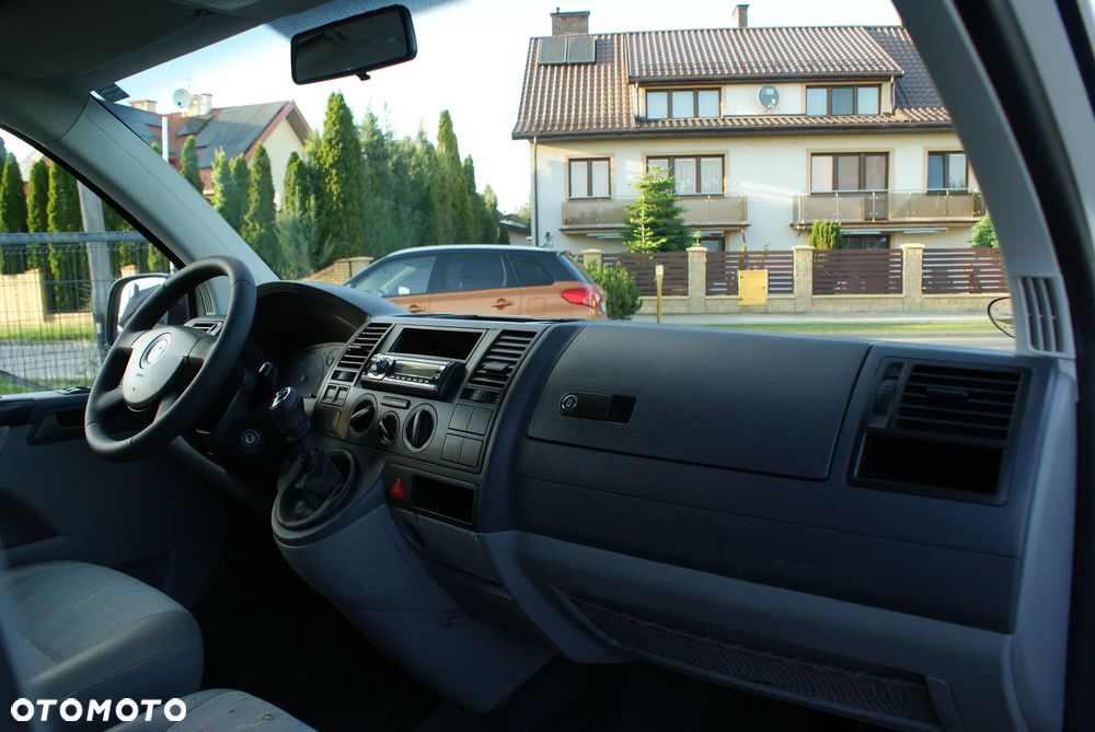 Volkswagen Transporter T5 - 11