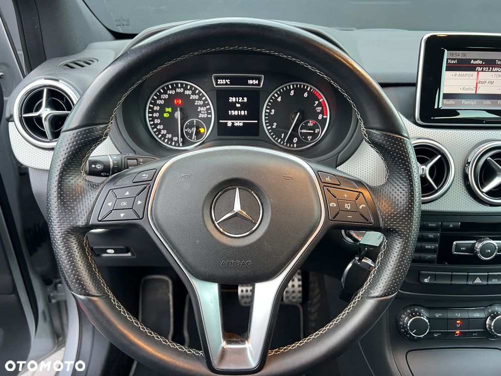 Mercedes-Benz Klasa B 200 (BlueEFFICIENCY) - 14