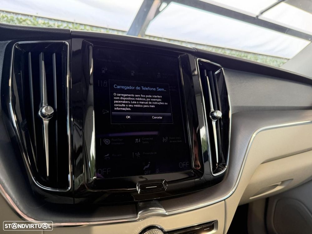 Volvo XC 60 2.0 T6 PHEV Inscription Expression AWD - 19