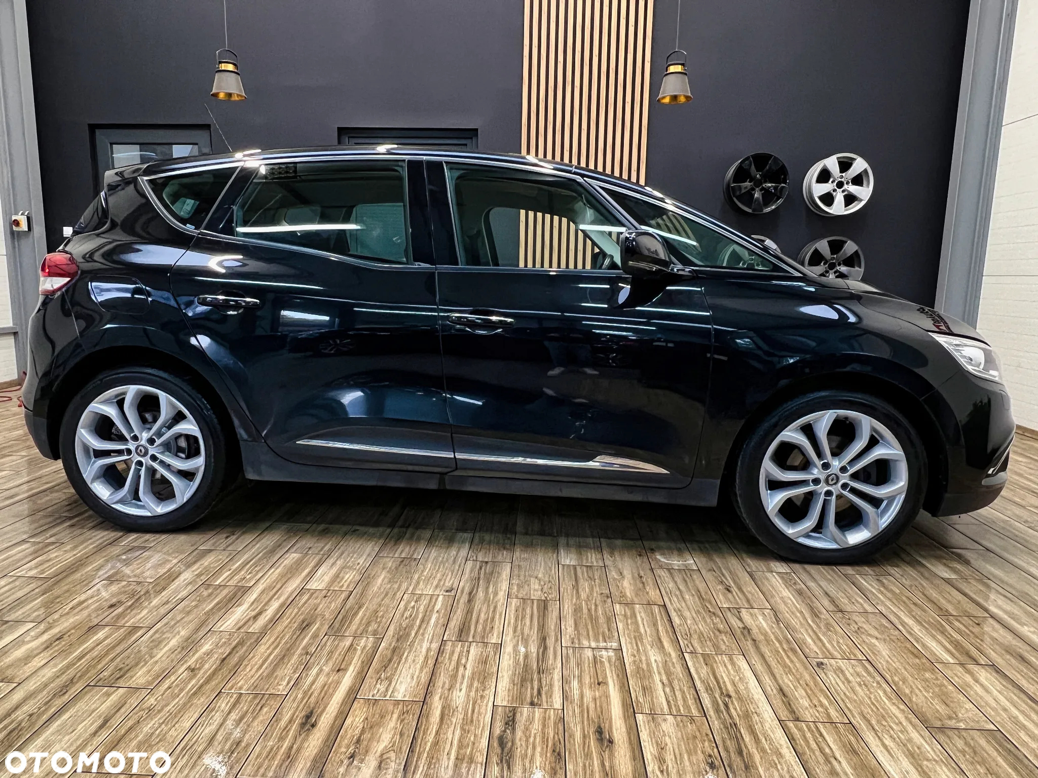 Renault Scenic 1.5 dCi Zen EDC - 5