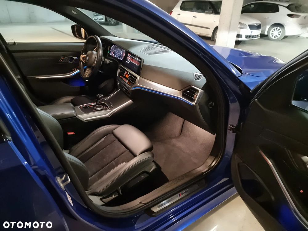 BMW Seria 3 320i M Sport sport - 27