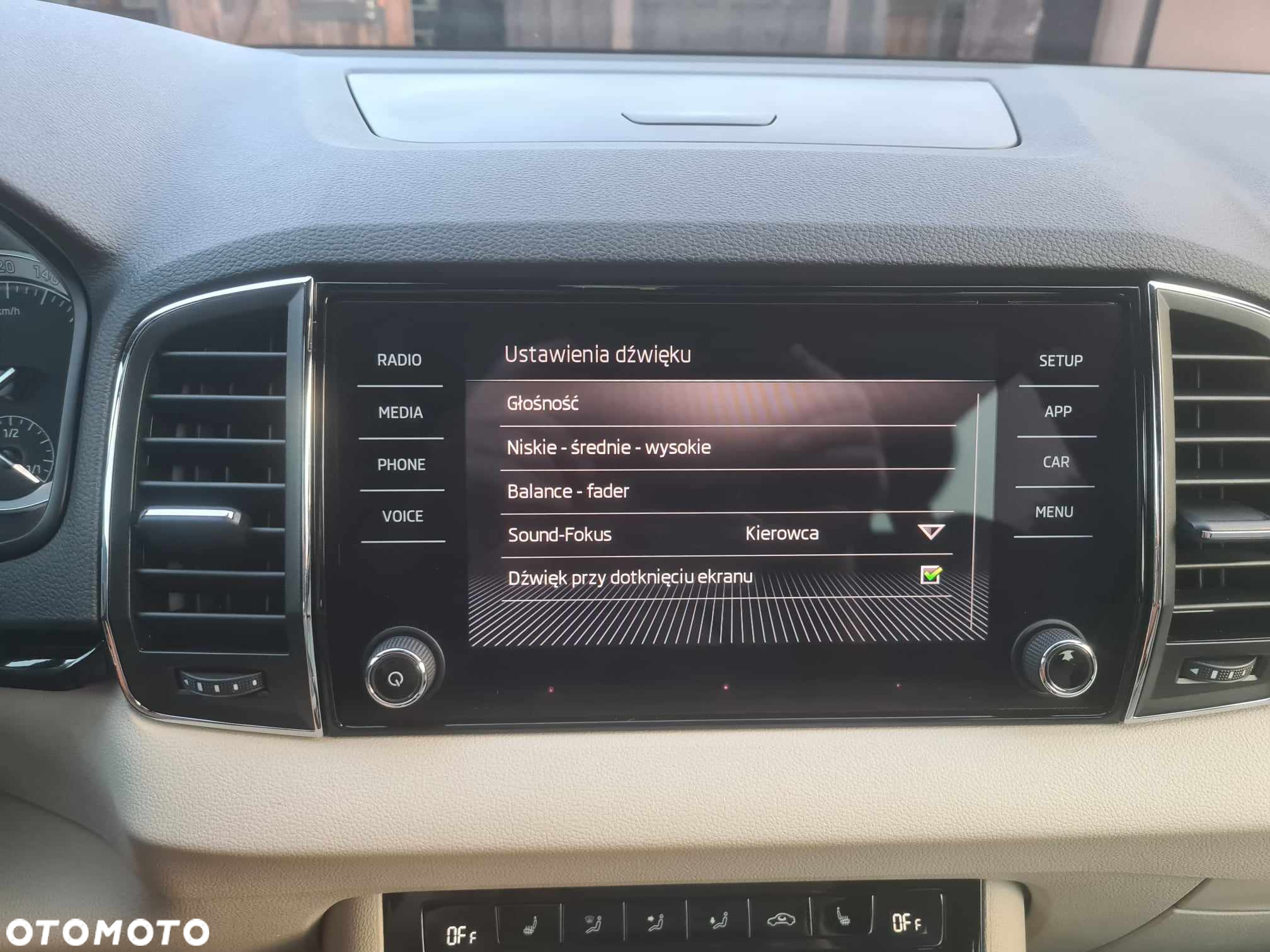 Skoda Karoq 1.5 TSI ACT 4x2 Style - 33