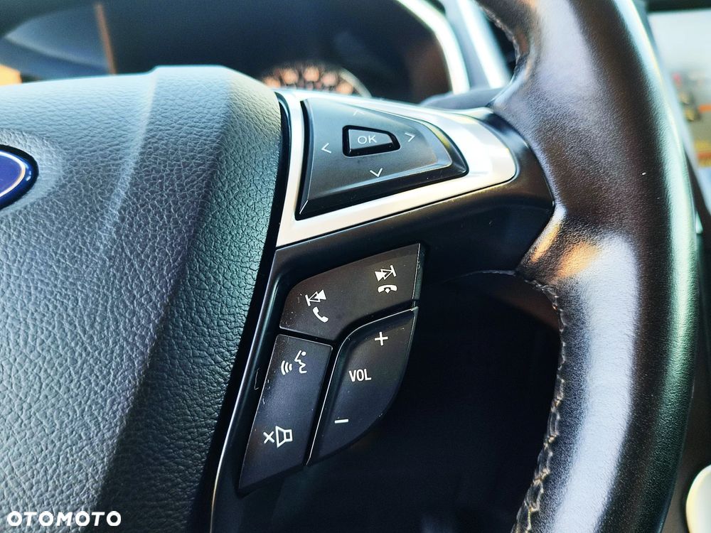 Ford S-Max 2.0 TDCi Titanium - 19