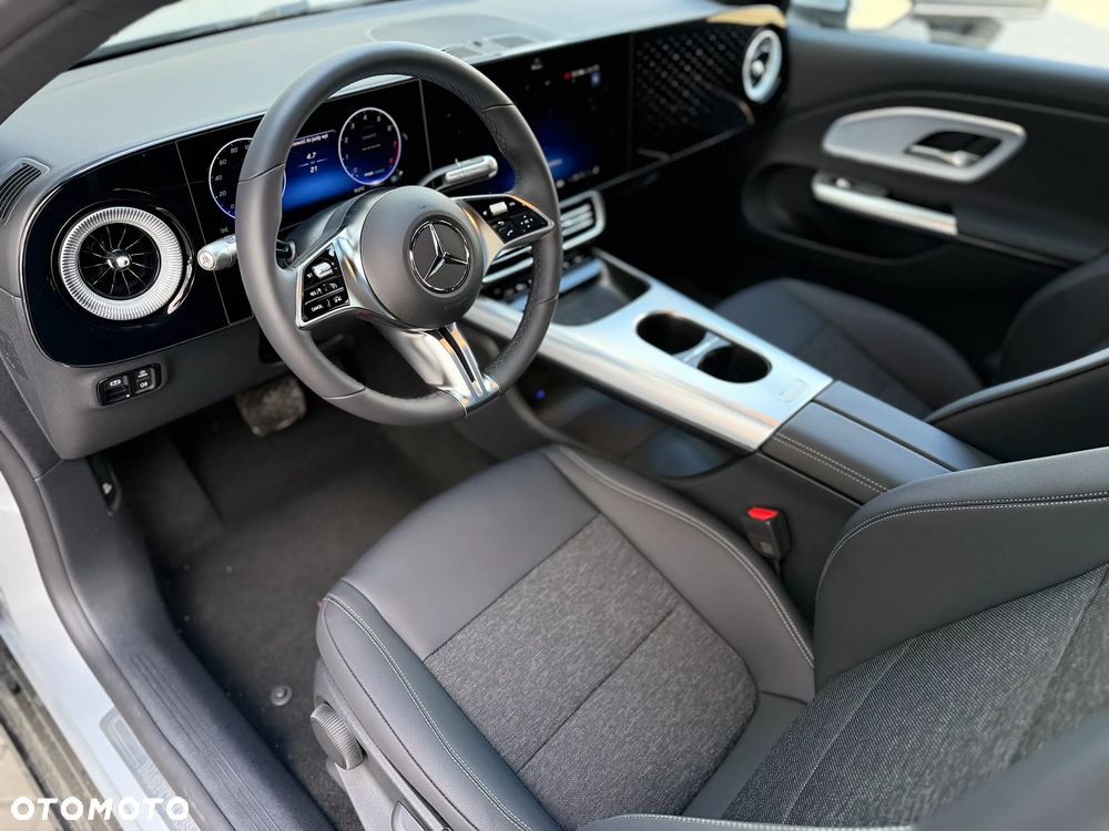 Mercedes-Benz CLA - 19